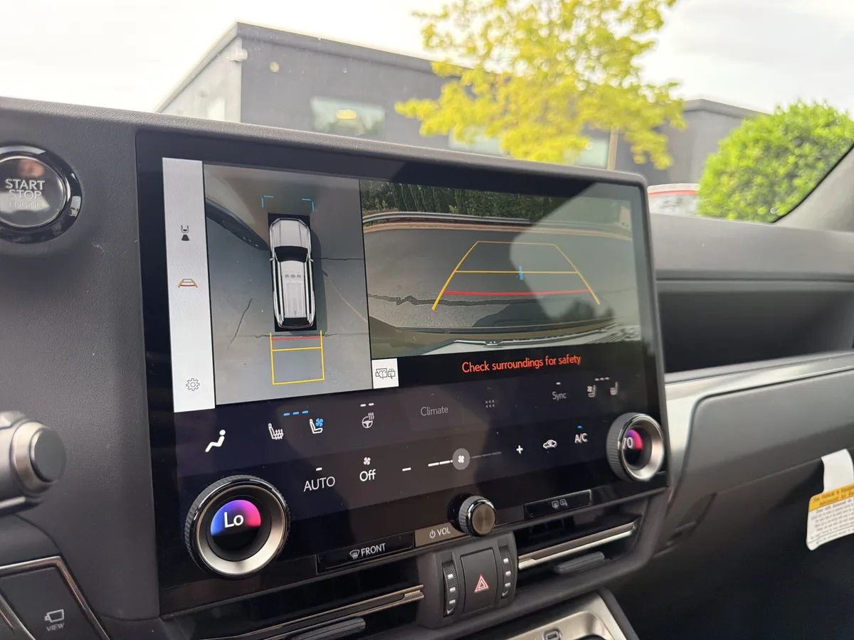 2025 Lexus GX GX 550 Overtrail+ thumbnail 38