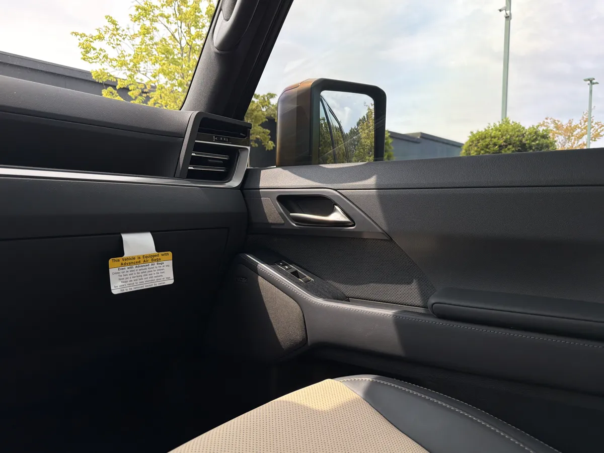 2025 Lexus GX GX 550 Overtrail+ thumbnail 47