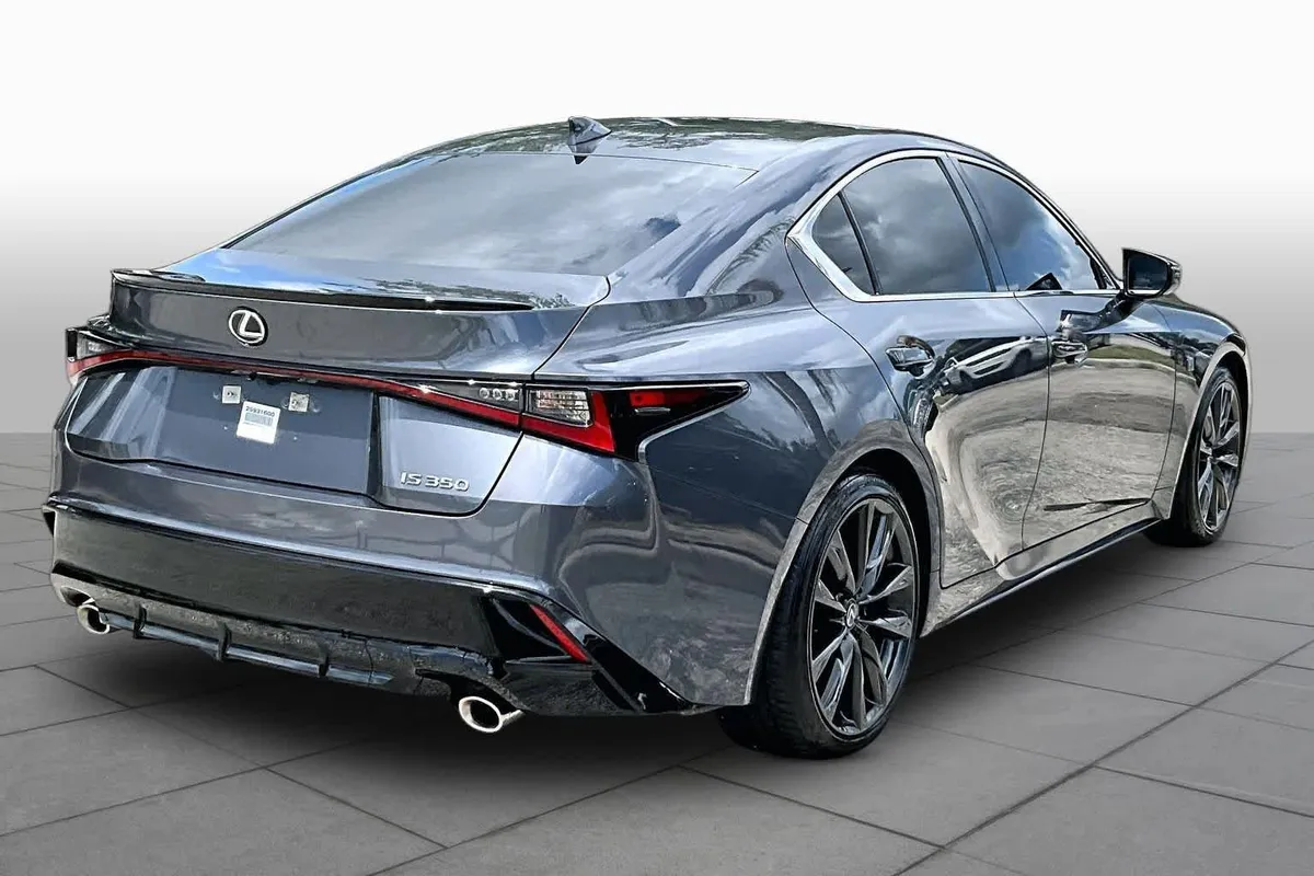2025 Lexus IS 350 F SPORT Design thumbnail 13
