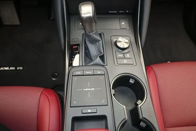 2025 Lexus IS 350 F SPORT Design thumbnail 8