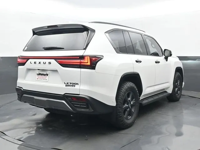 2025 Lexus LX 700h Overtrail thumbnail 22
