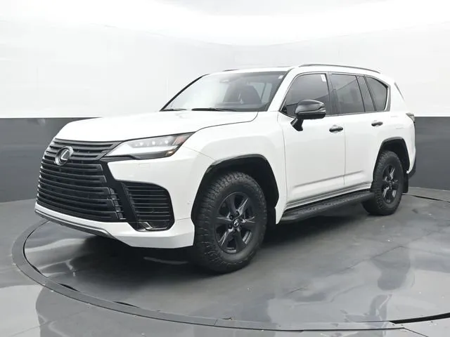 2025 Lexus LX 700h Overtrail thumbnail 24