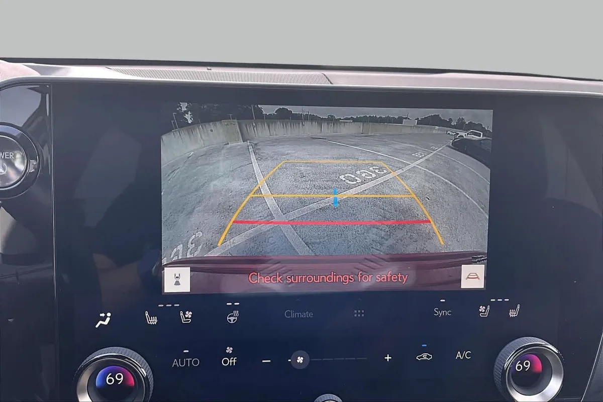 2025 Lexus NX 350h Premium thumbnail 26