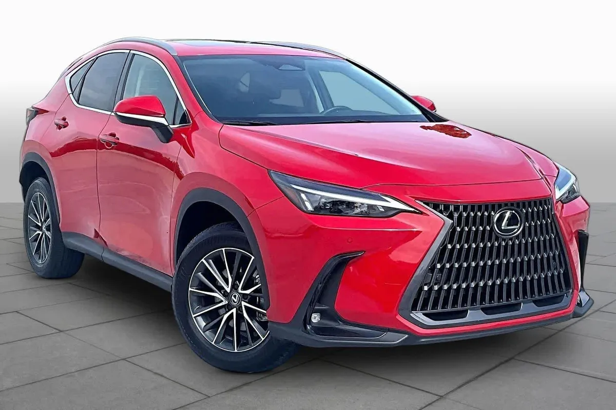 2025 Lexus NX 350h Premium thumbnail 3