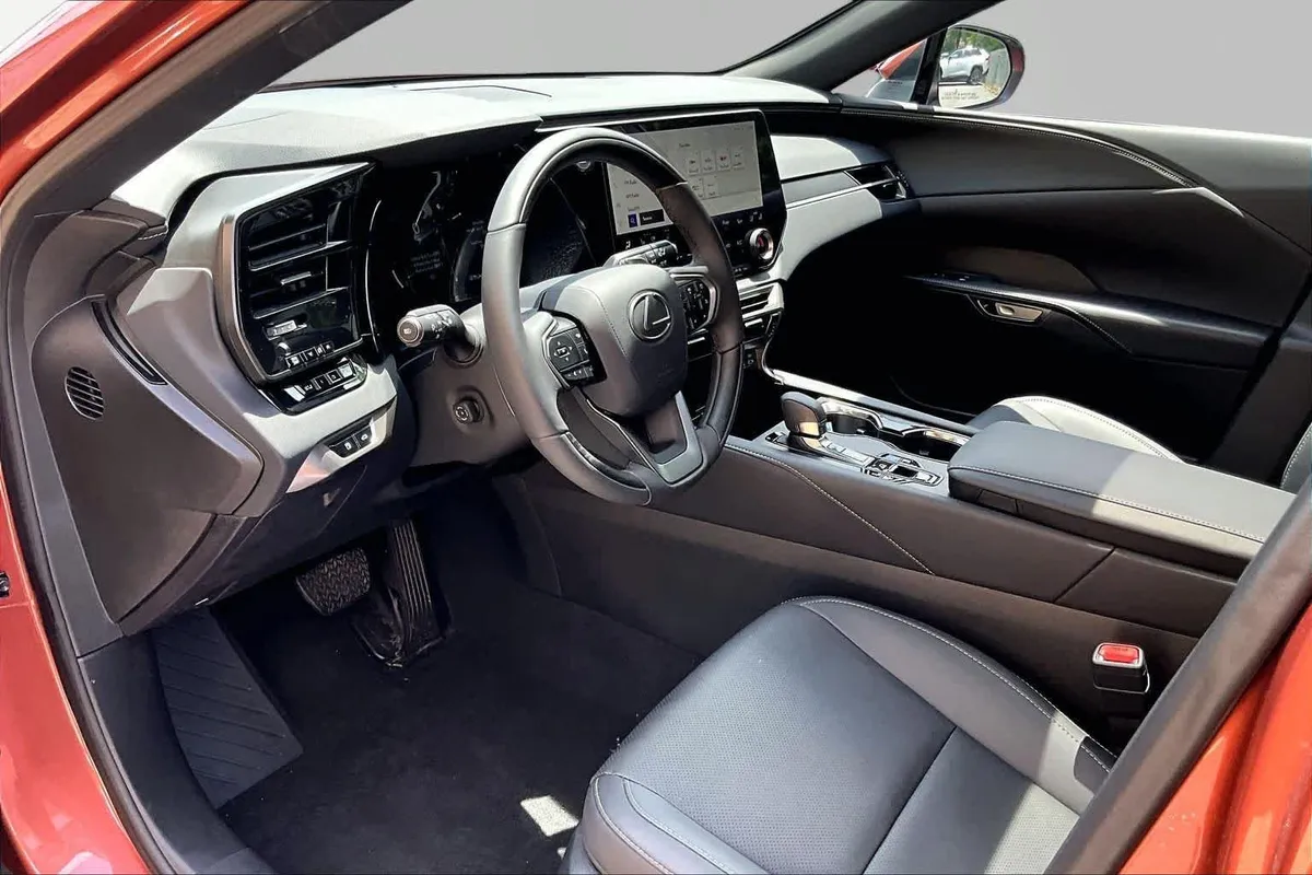 2025 Lexus RX 350 Premium thumbnail 18