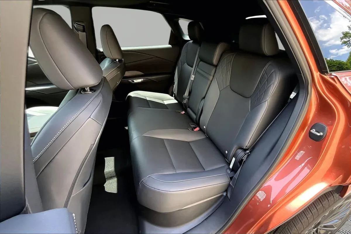 2025 Lexus RX 350 Premium thumbnail 21