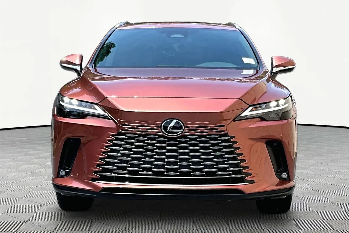 2025 Lexus RX 350 Premium thumbnail 4