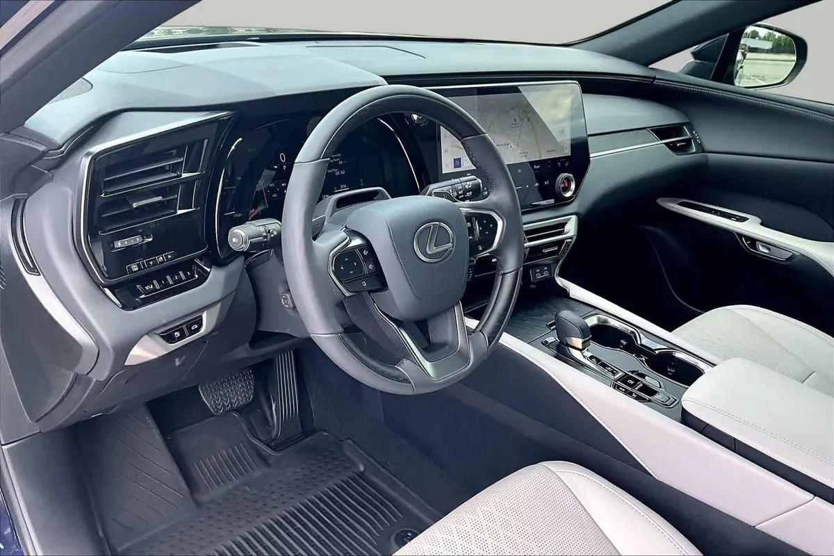 2025 Lexus RX 350h Premium Plus thumbnail 18