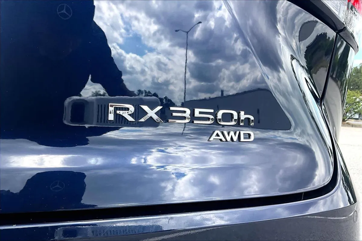 2025 Lexus RX 350h Premium Plus thumbnail 31