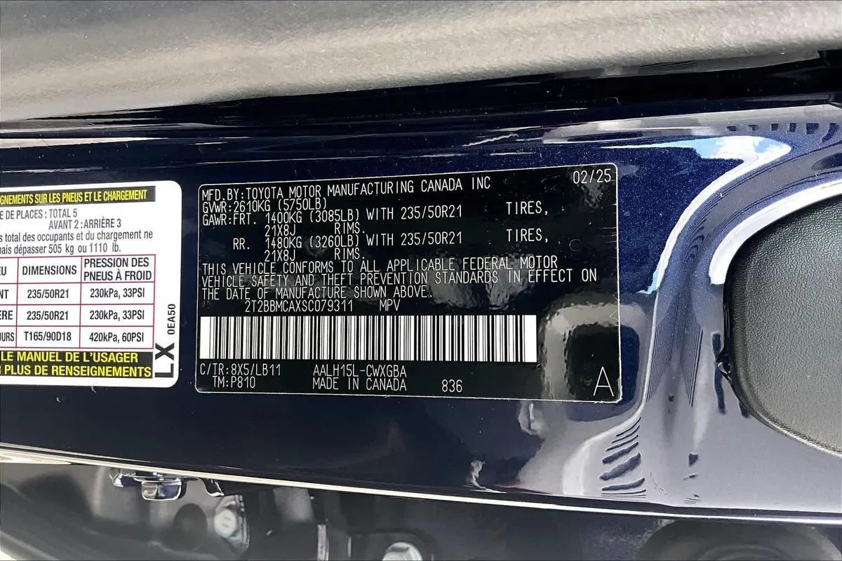 2025 Lexus RX 350h Premium Plus thumbnail 37