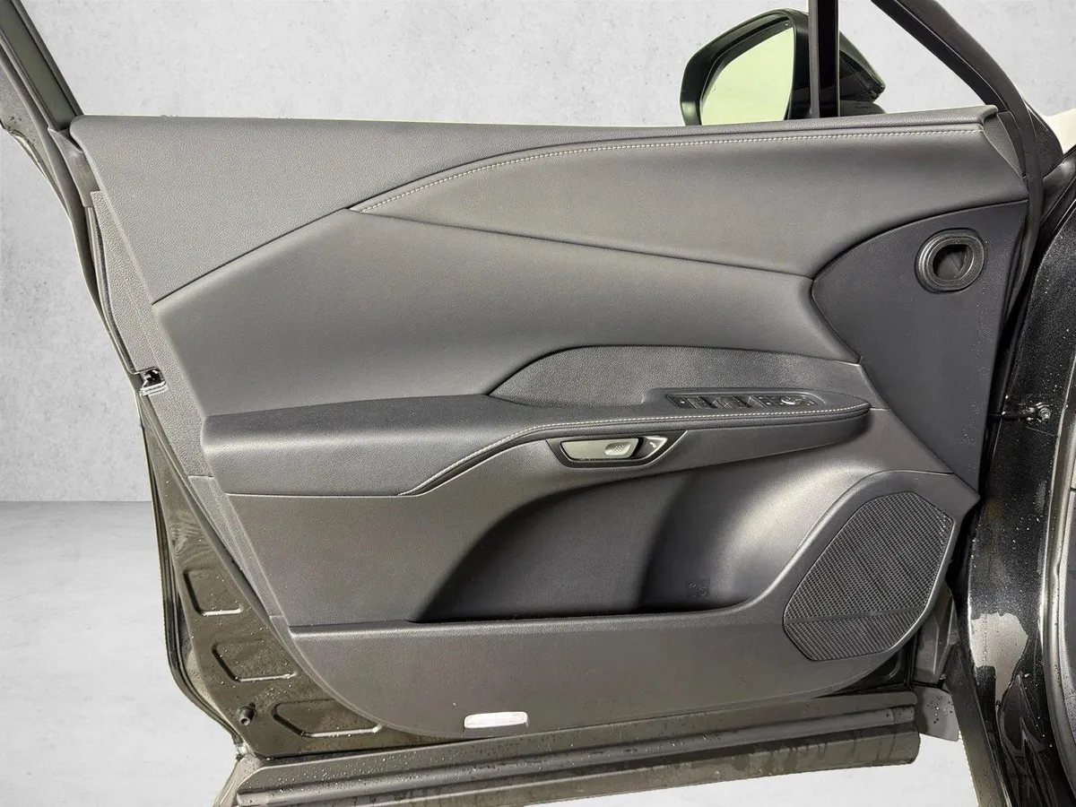 2025 Lexus RX RX 350 thumbnail 10