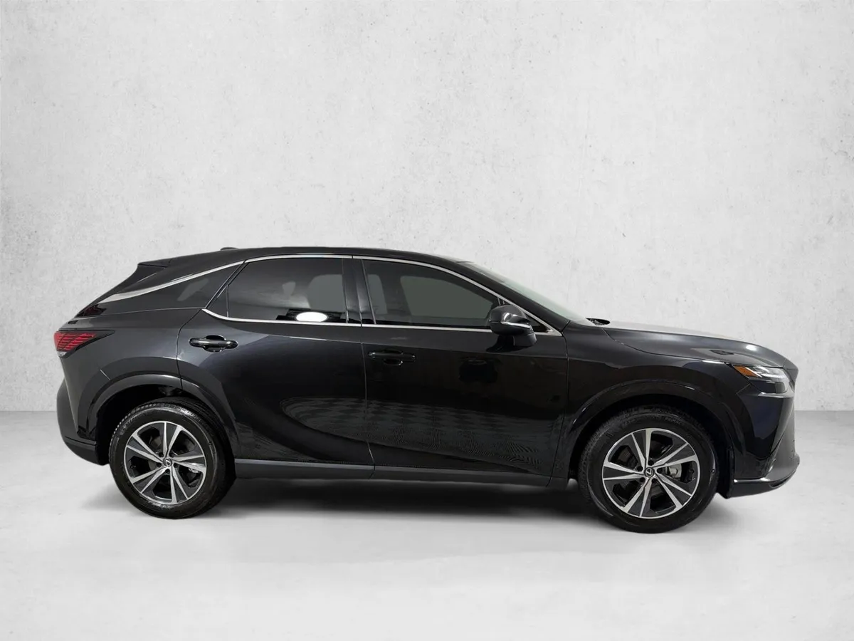 2025 Lexus RX RX 350 thumbnail 2