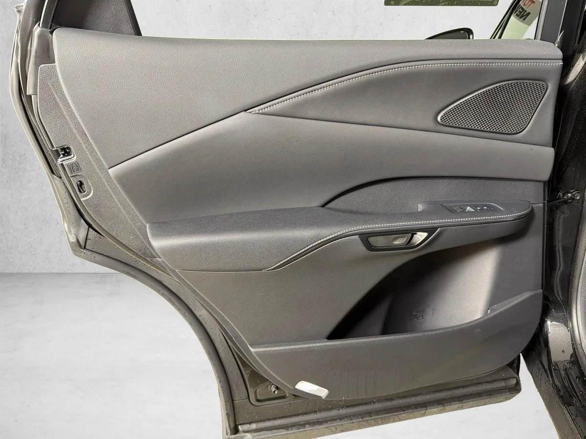 2025 Lexus RX RX 350 thumbnail 22