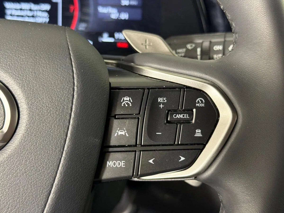 2025 Lexus RX RX 350 thumbnail 26