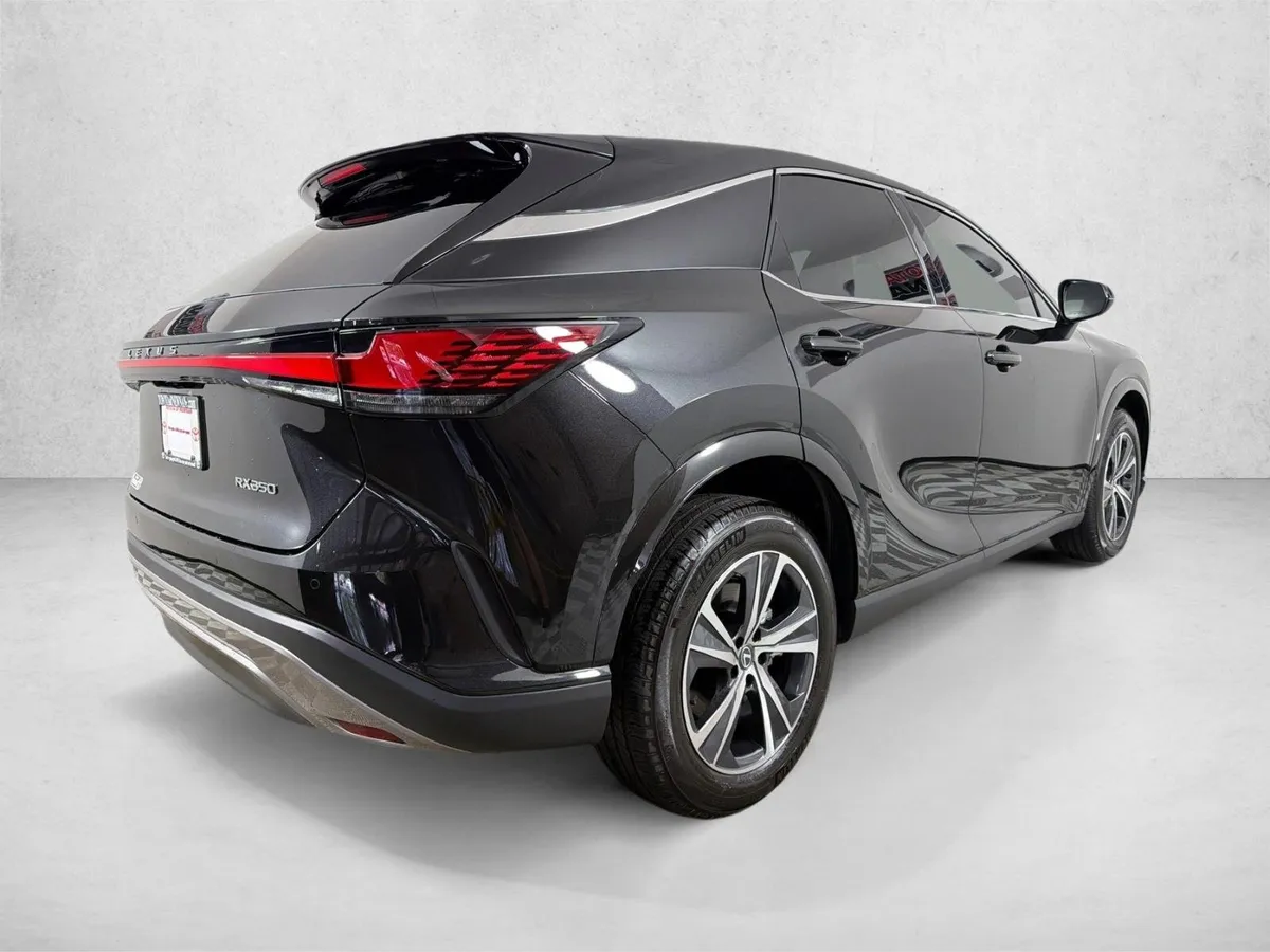 2025 Lexus RX RX 350 thumbnail 3