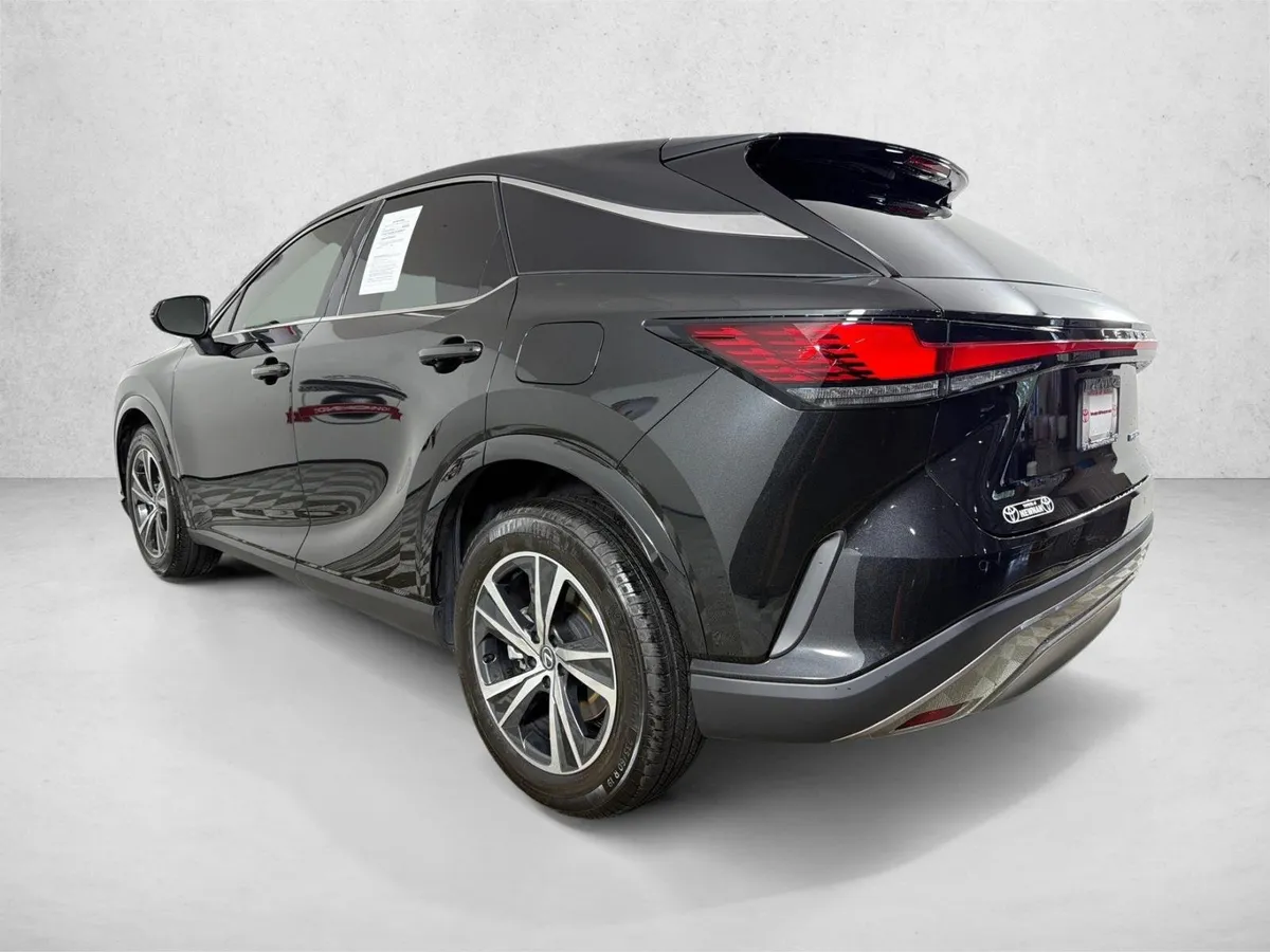 2025 Lexus RX RX 350 thumbnail 5