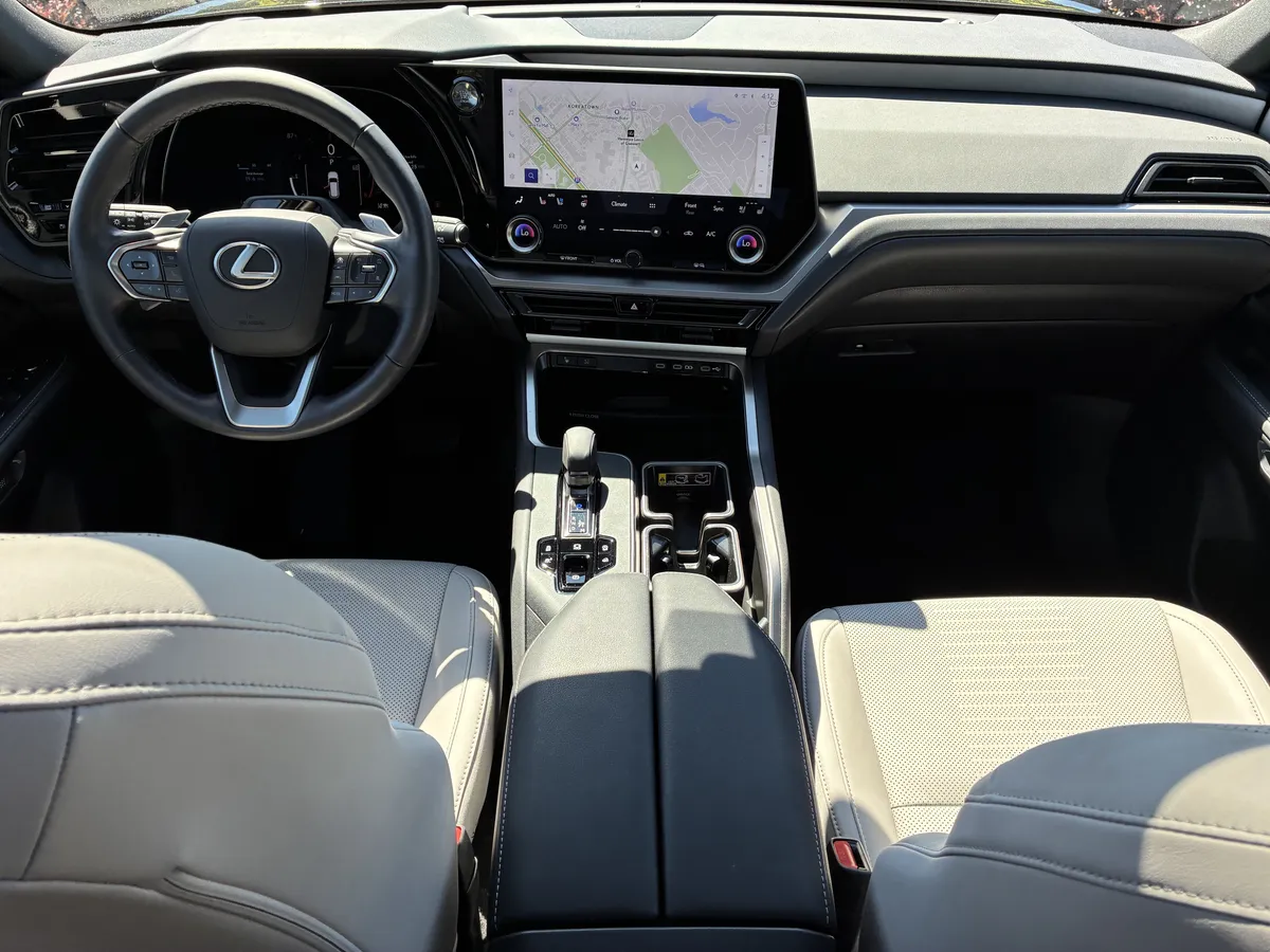 2025 Lexus TX TX 350 thumbnail 17