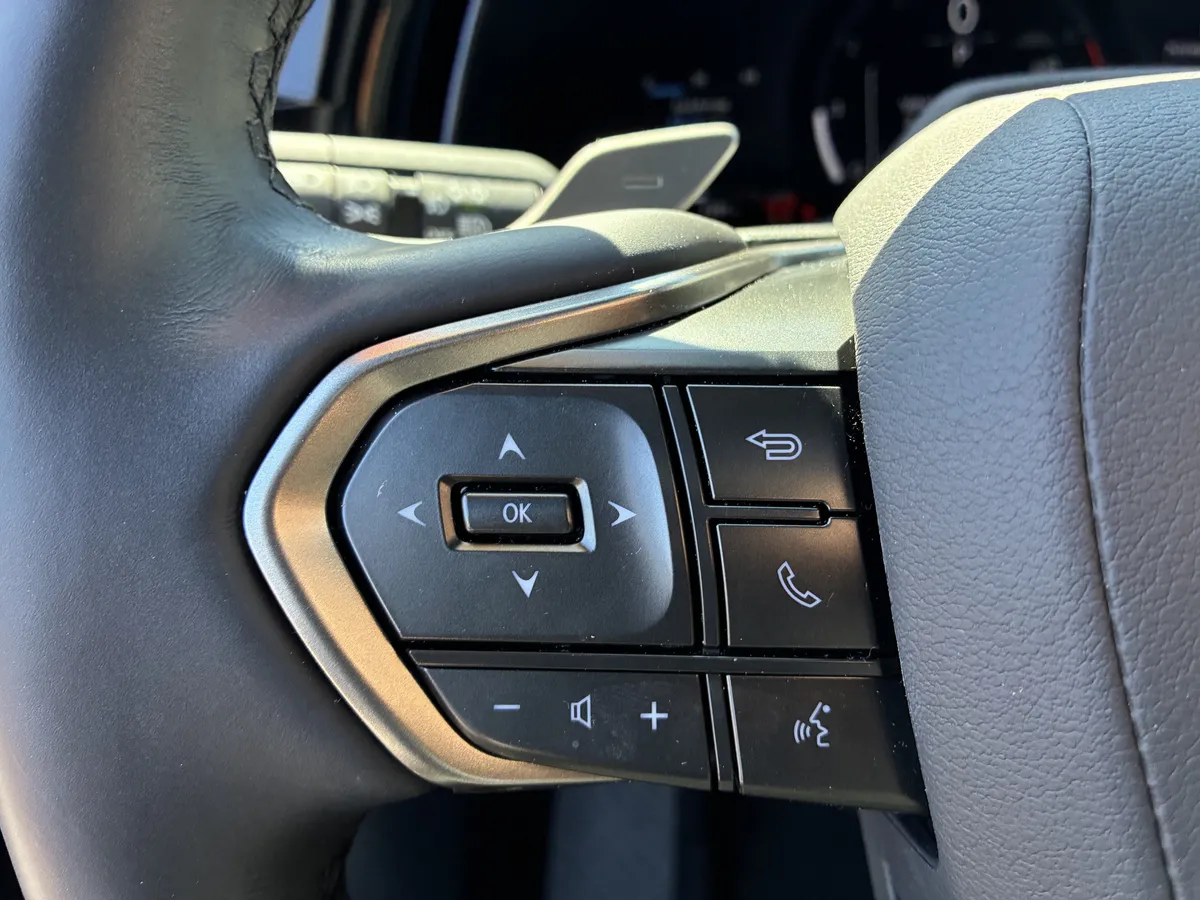2025 Lexus TX TX 350 thumbnail 29