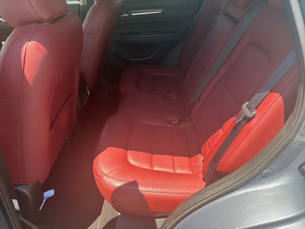 2025 Mazda CX-5 2.5 S Carbon Edition thumbnail 11