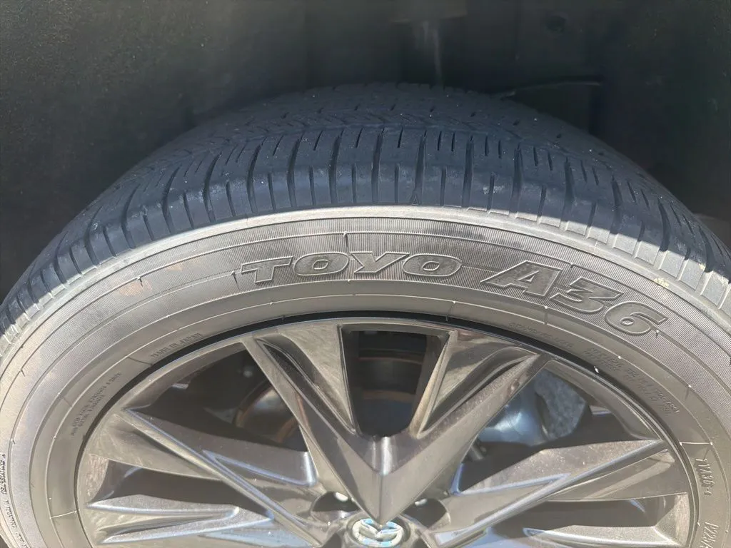 2025 Mazda CX-5 2.5 S Carbon Edition thumbnail 3