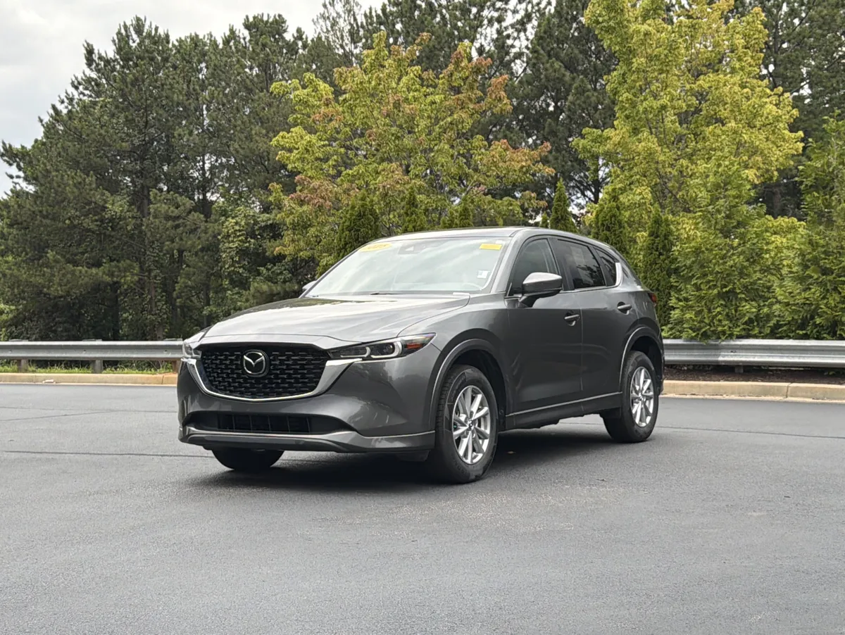 2025 Mazda CX-5 2.5 S Preferred Package thumbnail 10