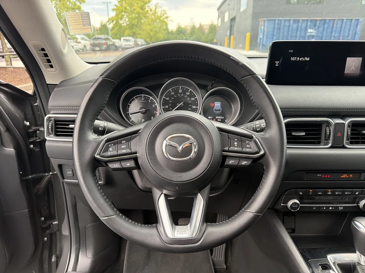 2025 Mazda CX-5 2.5 S Preferred Package thumbnail 17