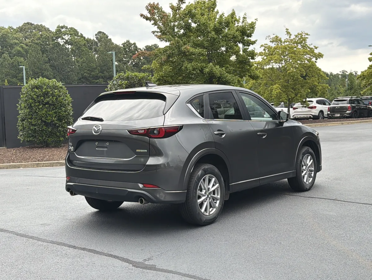 2025 Mazda CX-5 2.5 S Preferred Package thumbnail 2