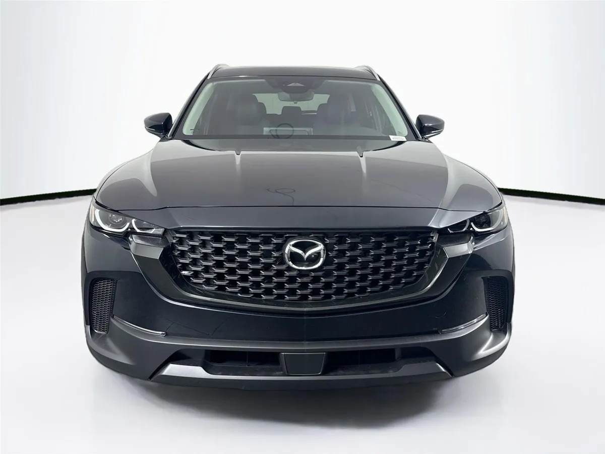 2025 Mazda CX-50 2.5 S Preferred Package thumbnail 3