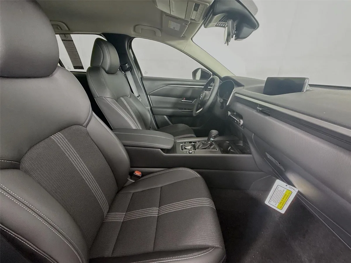 2025 Mazda CX-50 2.5 S Preferred Package thumbnail 41