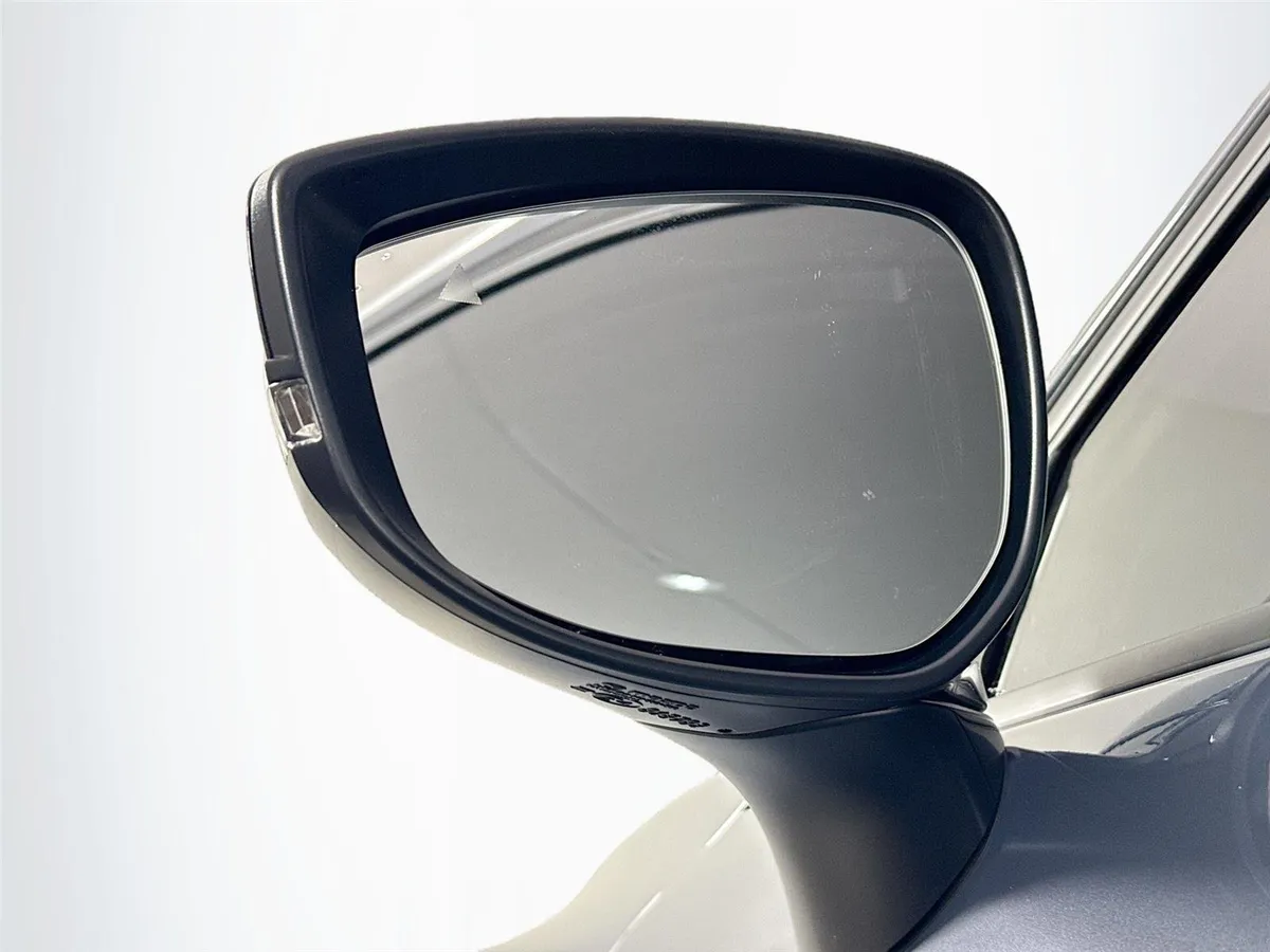 2025 Mazda CX-50 2.5 S Preferred Package thumbnail 10