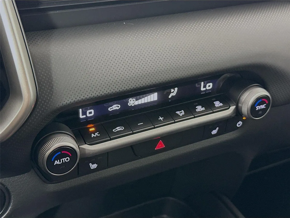 2025 Mazda CX-50 2.5 S Preferred Package thumbnail 25