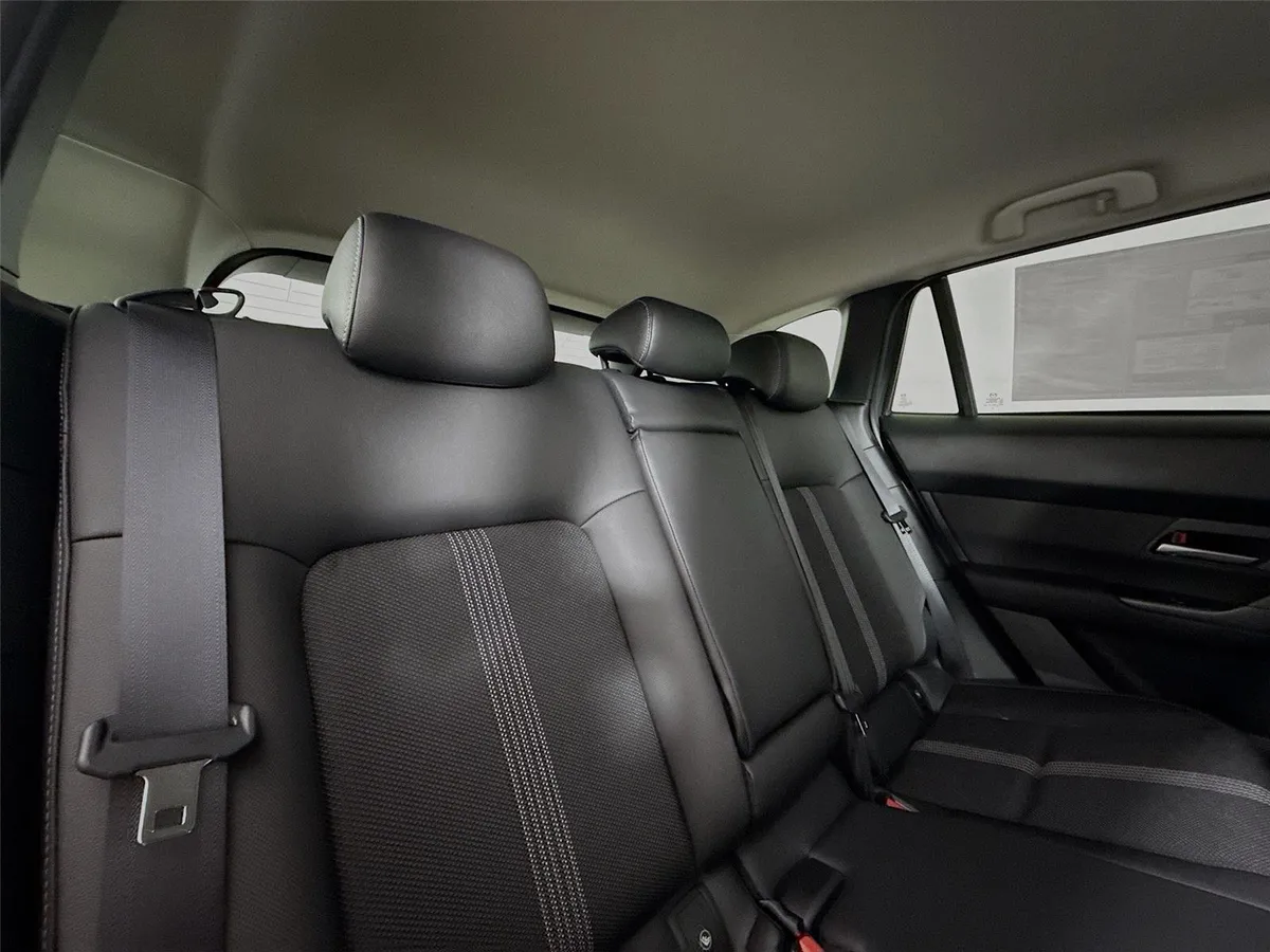 2025 Mazda CX-50 2.5 S Preferred Package thumbnail 40