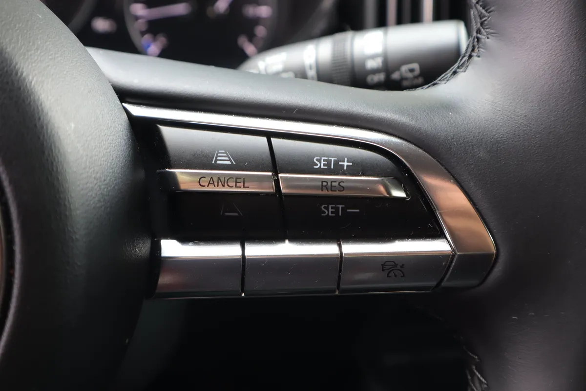 2025 Mazda CX-50 2.5 S Premium Plus Package thumbnail 18
