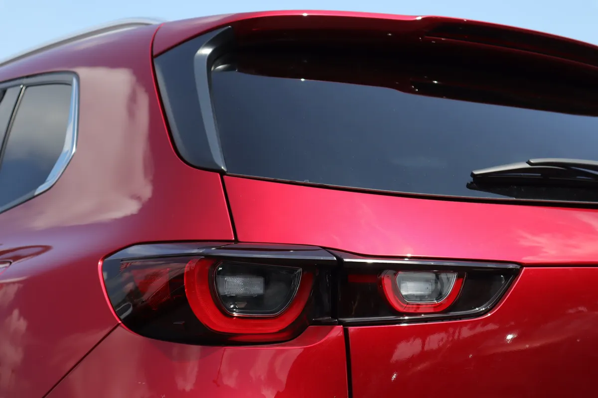 2025 Mazda CX-50 2.5 S Premium Plus Package thumbnail 32