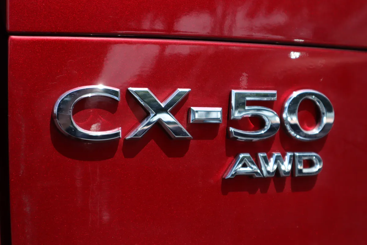 2025 Mazda CX-50 2.5 S Premium Plus Package thumbnail 34