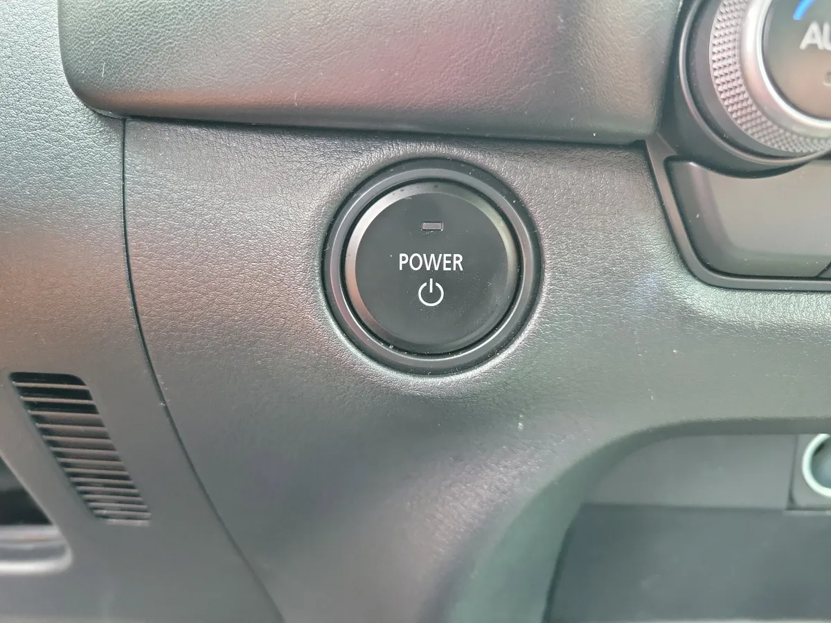 2025 Mazda CX-50 Hybrid Premium Package thumbnail 11