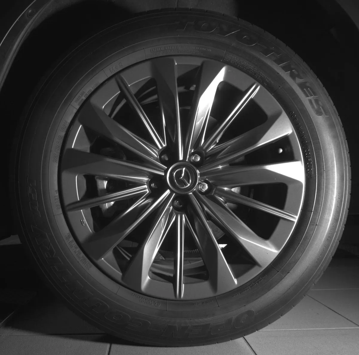 2025 Mazda CX-70 3.3 Turbo Preferred Package thumbnail 13