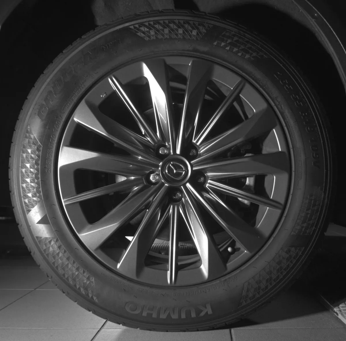 2025 Mazda CX-70 3.3 Turbo Preferred Package thumbnail 15