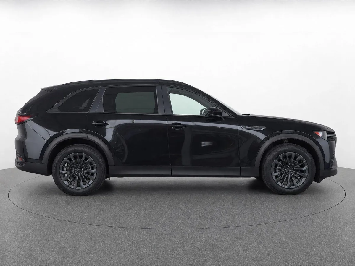 2025 Mazda CX-70 3.3 Turbo Preferred Package thumbnail 8