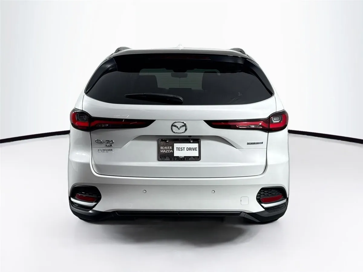 2025 Mazda CX-70 PHEV Premium Package thumbnail 12