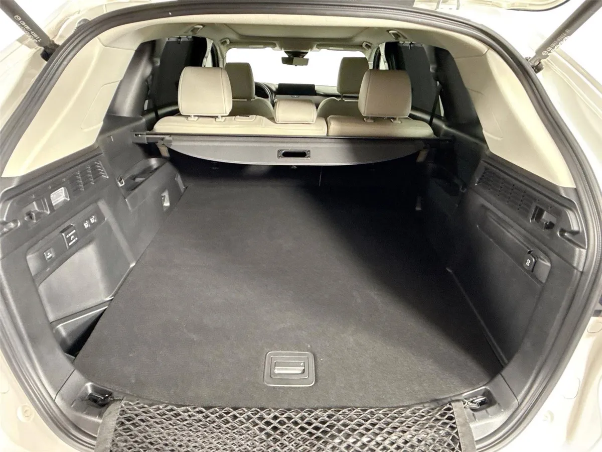 2025 Mazda CX-70 PHEV Premium Package thumbnail 39