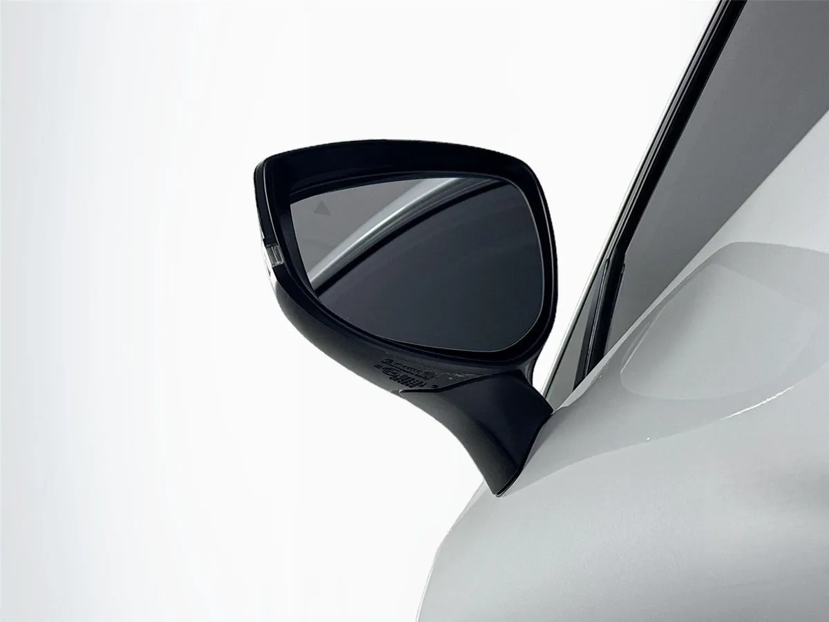 2025 Mazda CX-70 PHEV Premium Package thumbnail 5