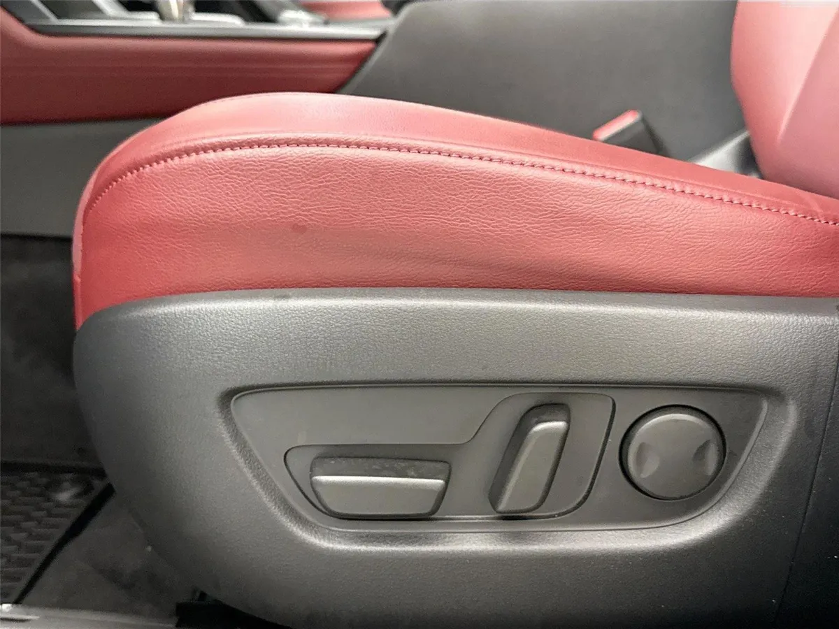 2025 Mazda CX-70 PHEV Premium Plus Package thumbnail 31