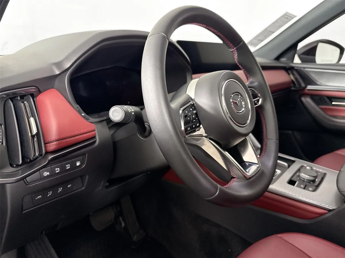 2025 Mazda CX-70 PHEV Premium Plus Package thumbnail 4