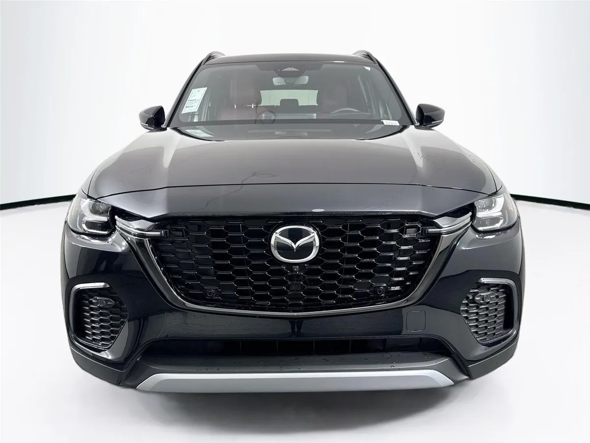 2025 Mazda CX-70 PHEV Premium Plus Package thumbnail 9