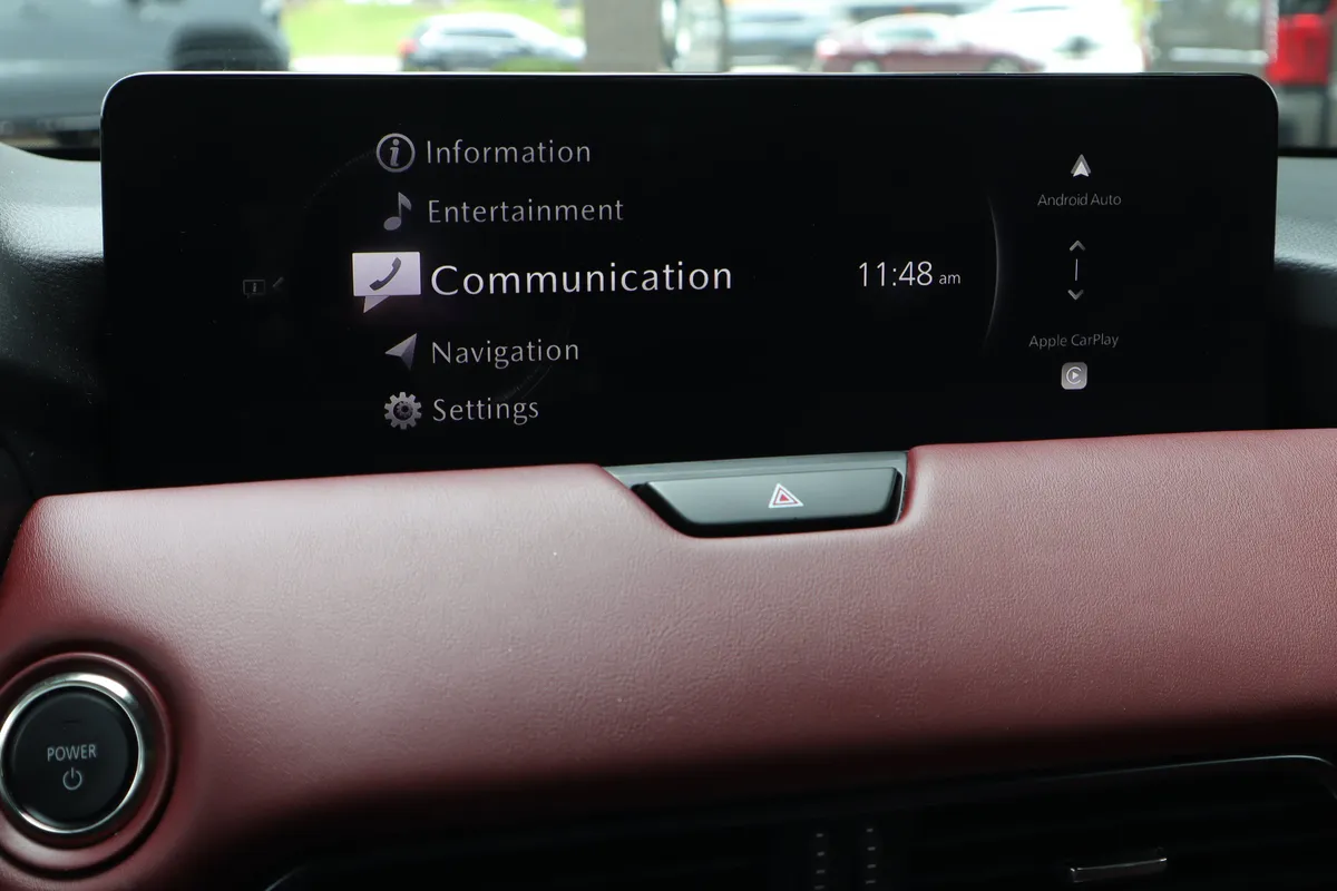 2025 Mazda CX-70 PHEV Premium Plus Package thumbnail 12