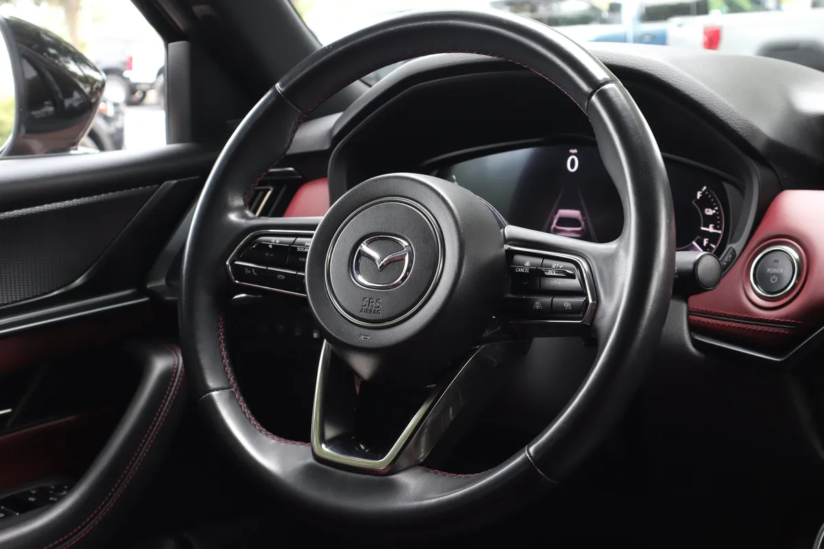 2025 Mazda CX-70 PHEV Premium Plus Package thumbnail 17