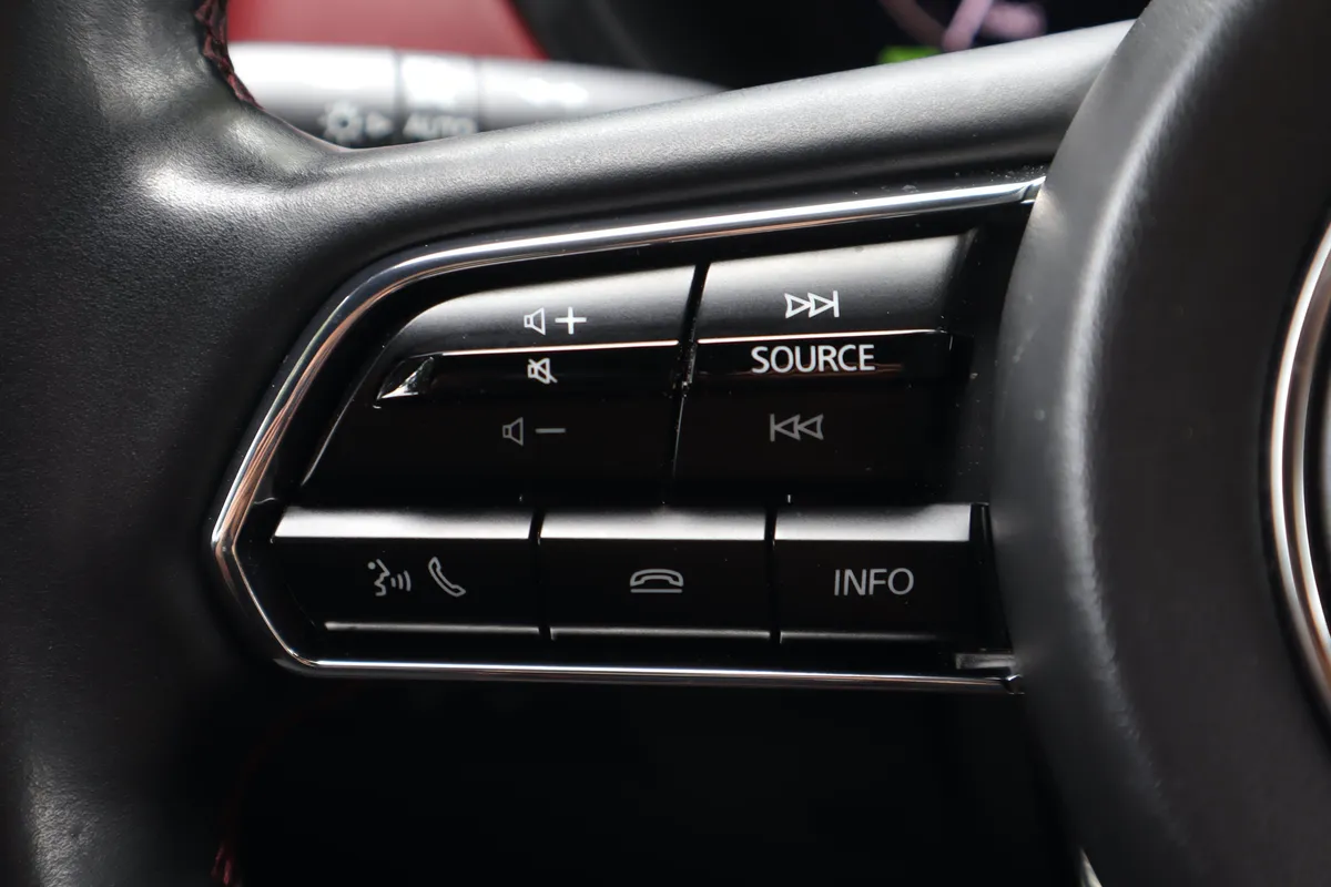 2025 Mazda CX-70 PHEV Premium Plus Package thumbnail 18