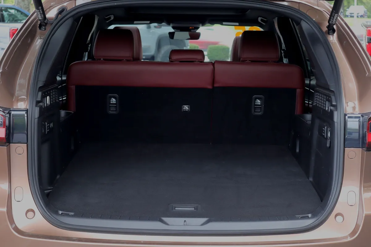 2025 Mazda CX-70 PHEV Premium Plus Package thumbnail 29