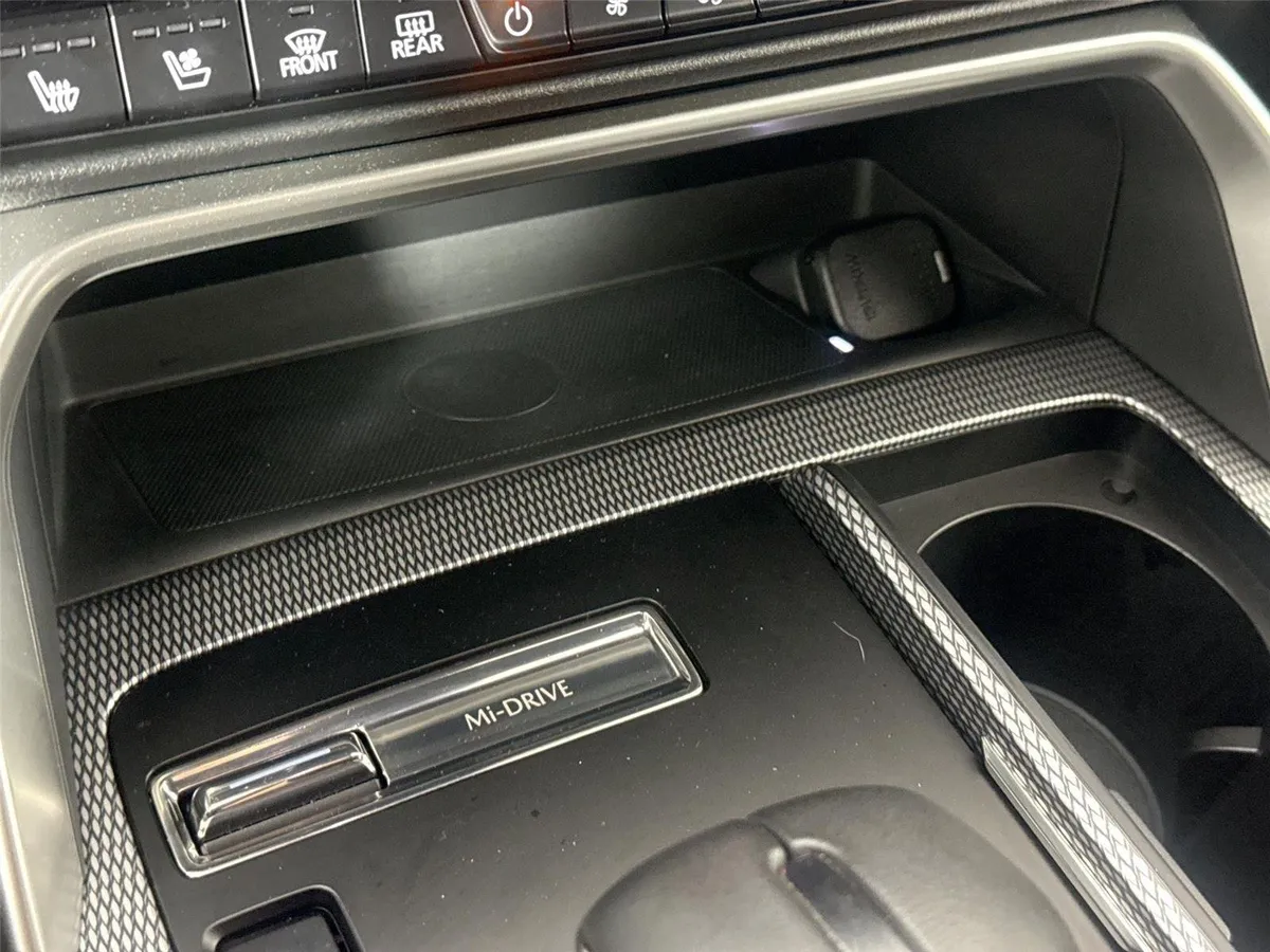 2025 Mazda CX-90 PHEV Premium Plus Package thumbnail 29